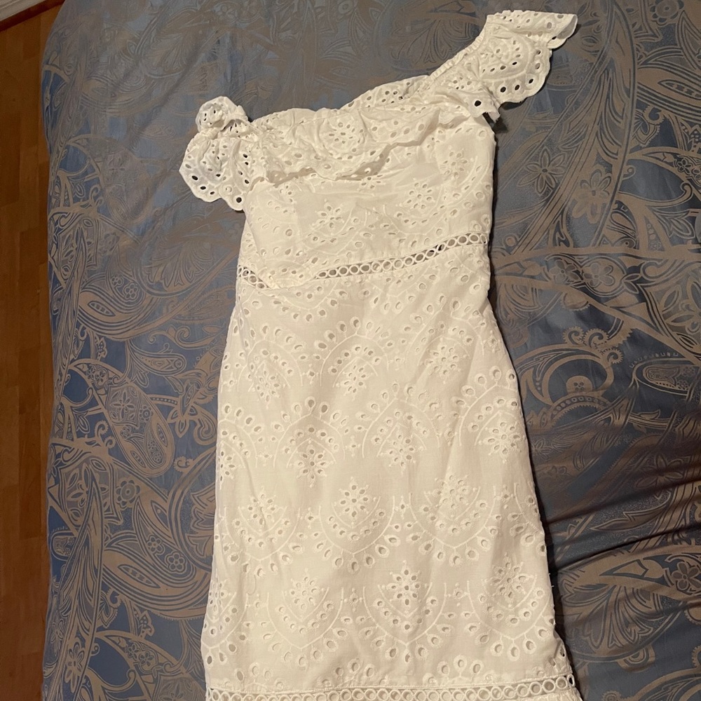 Dress - Picture 2 of 3